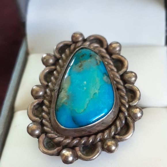 Vintage Navajo Indian Ring Stunning - Picture 6 of 8